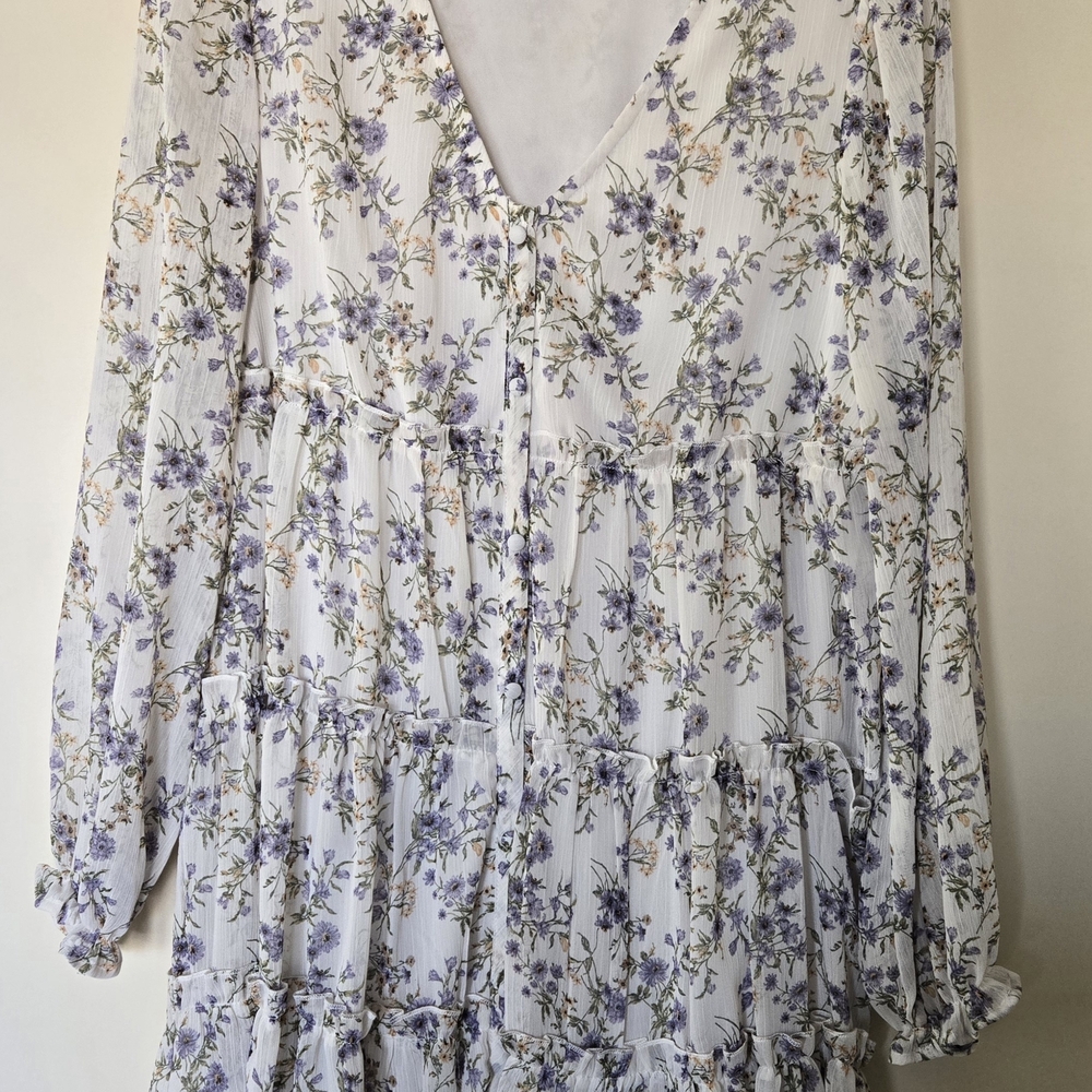 Floral V-Neck Long Sleeve Dress